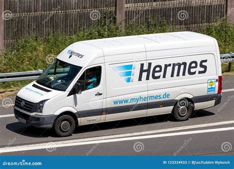 who delivers hermes